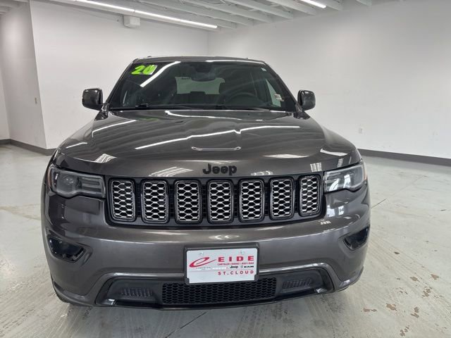 Used 2020 Jeep Grand Cherokee Altitude video 3