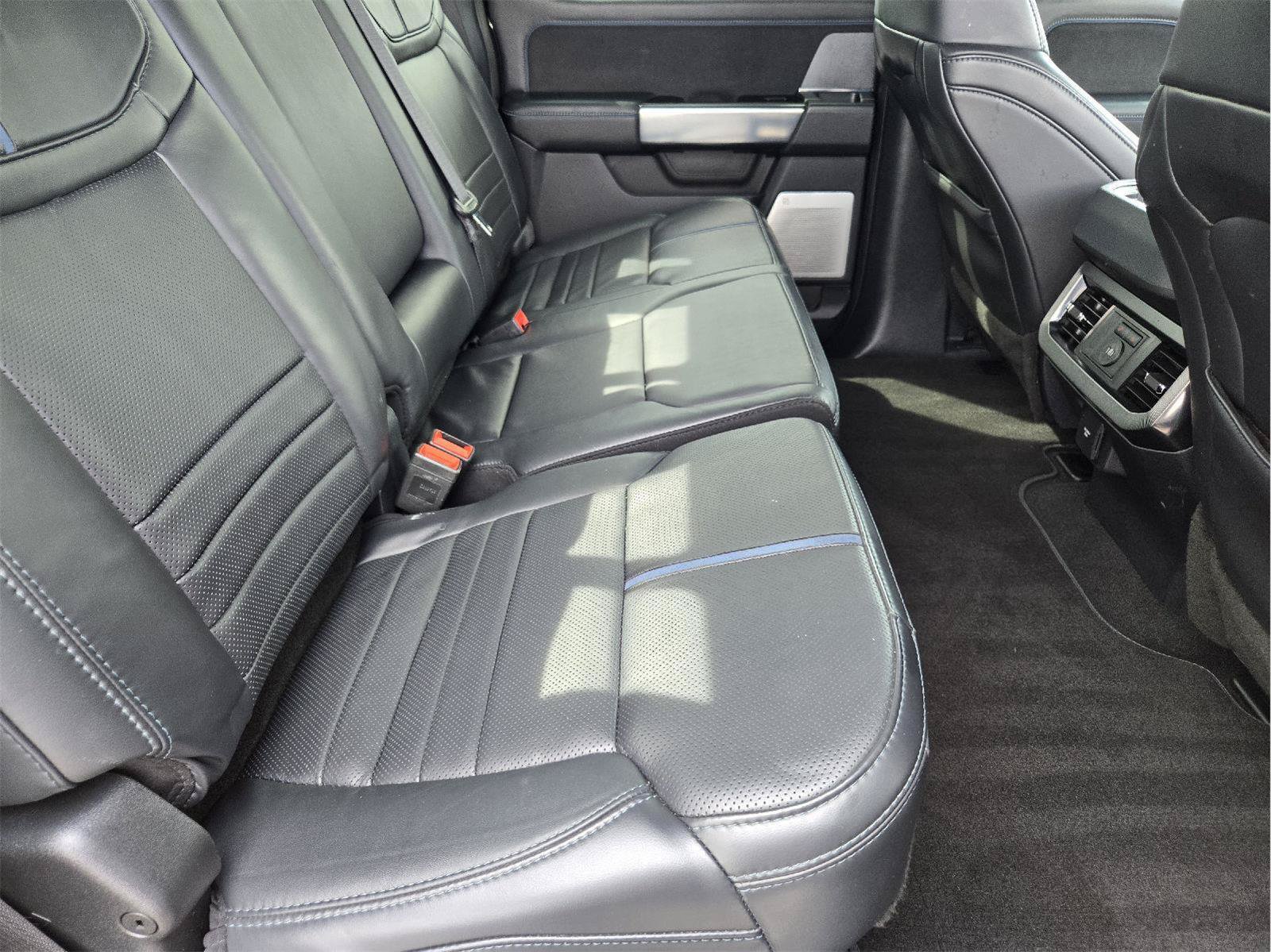 Certified 2025 Ford F250 Platinum AWD/4WD image 29