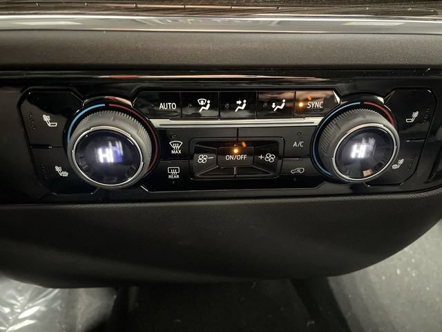 Used 2024 Chevrolet Silverado 1500 LT Trail Boss AWD/4WD image 19