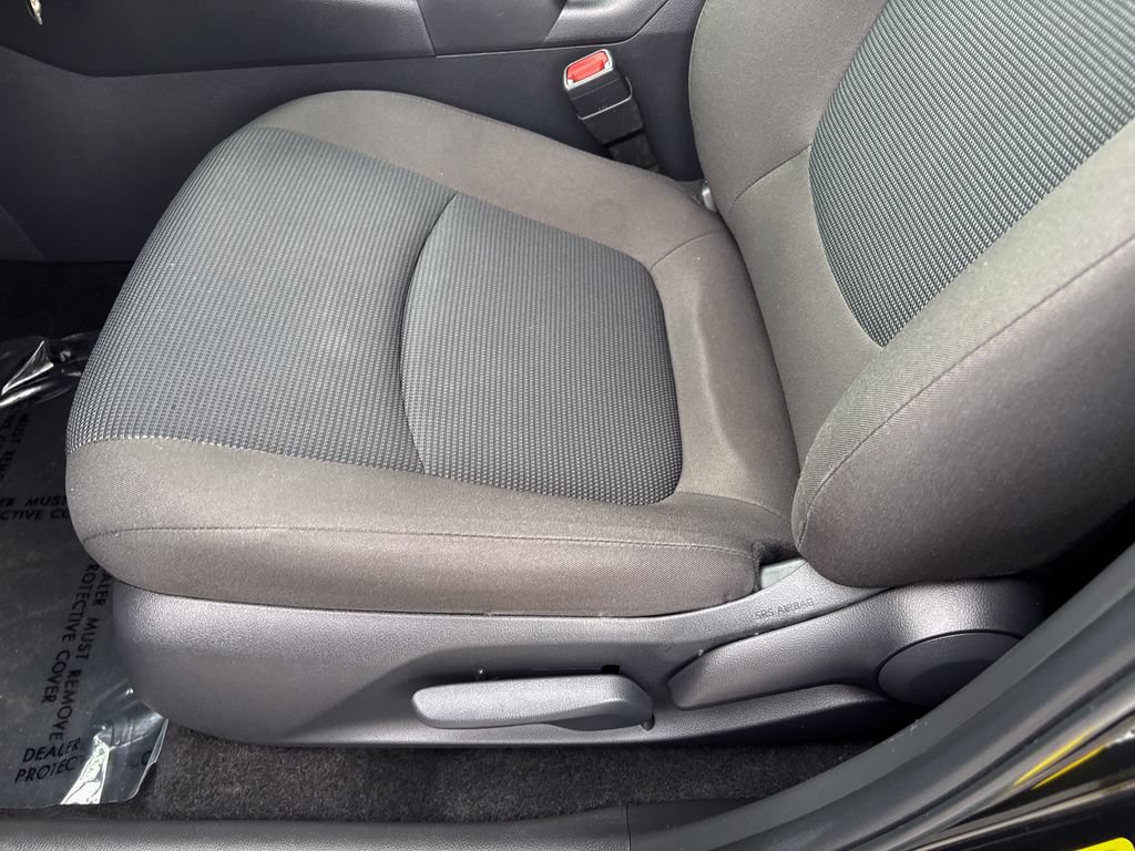 Certified 2025 Toyota RAV4 LE AWD/4WD image 20