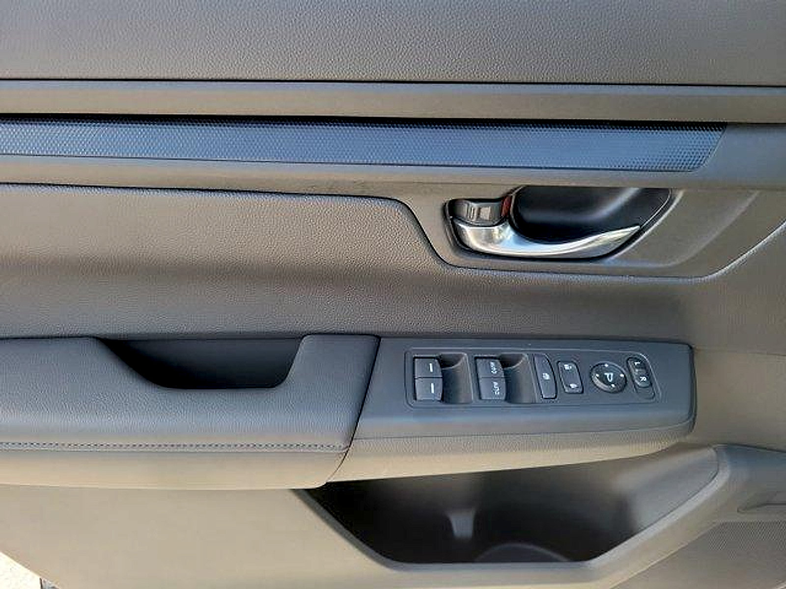 Used 2025 Honda CR-V EX image 20