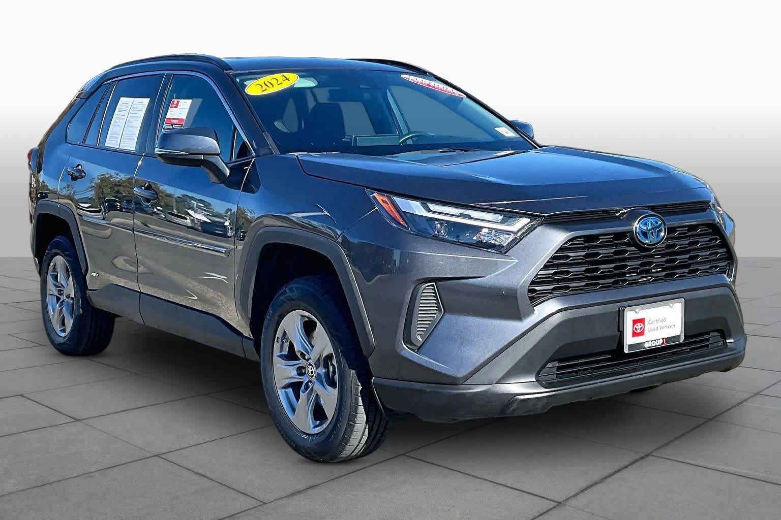 Certified 2024 Toyota RAV4 LE AWD/4WD image 2
