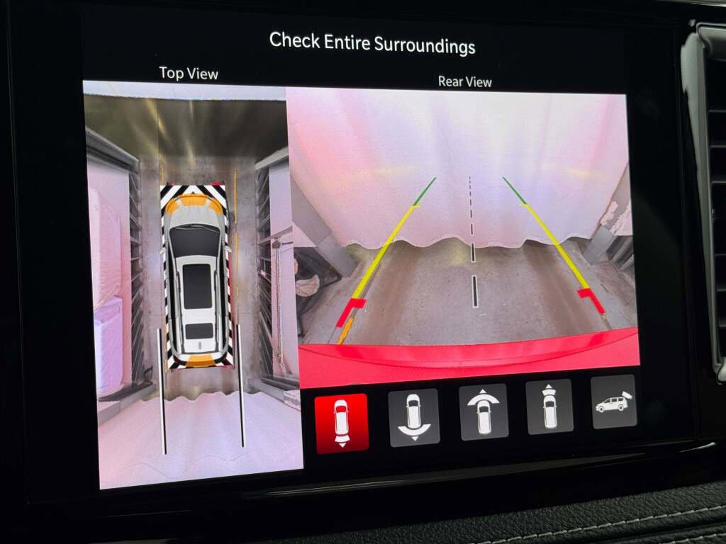 New 2026 Chrysler Pacifica Select image 33