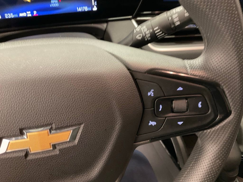 Used 2025 Chevrolet TrailBlazer LT image 16