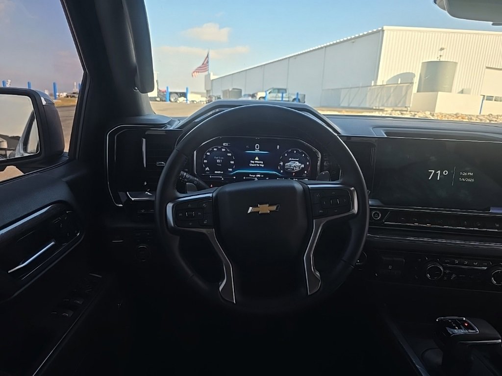 Used 2024 Chevrolet Silverado 1500 LTZ image 2