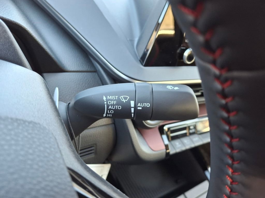 New 2026 Toyota Prius Plug-In Hybrid FWD image 25