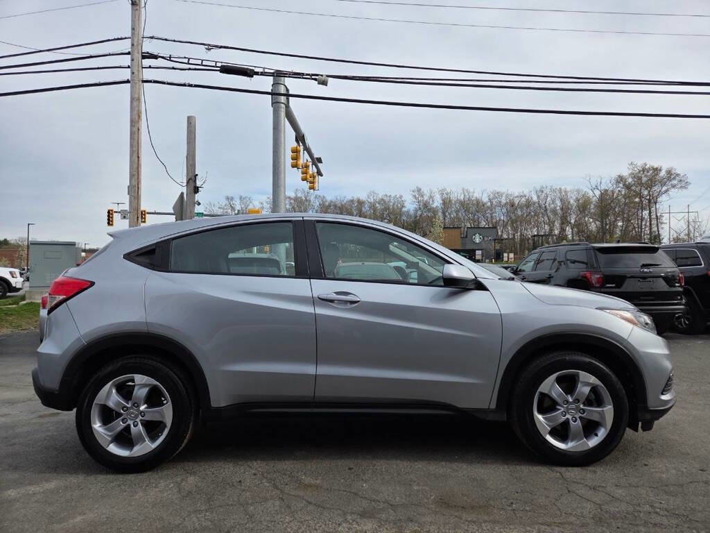 Used 2020 Honda HR-V LX image 6