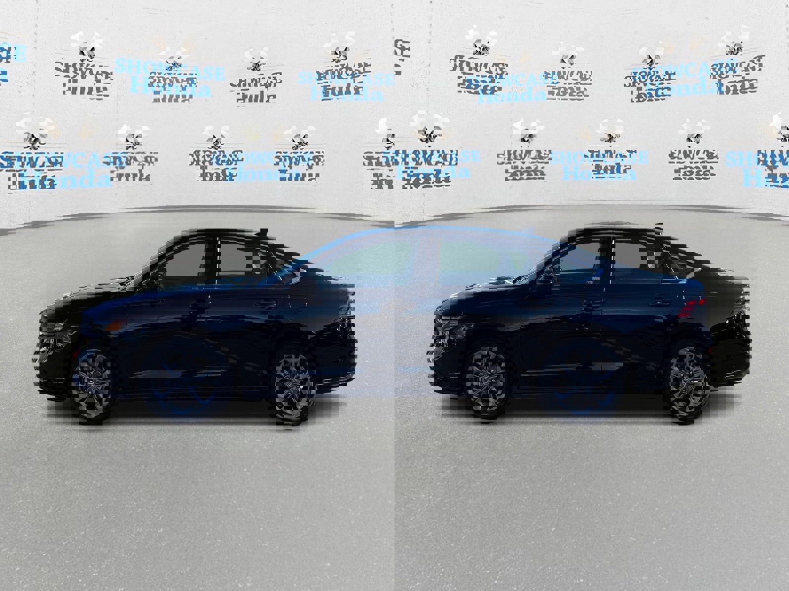 Used 2024 Honda Accord EX image 4