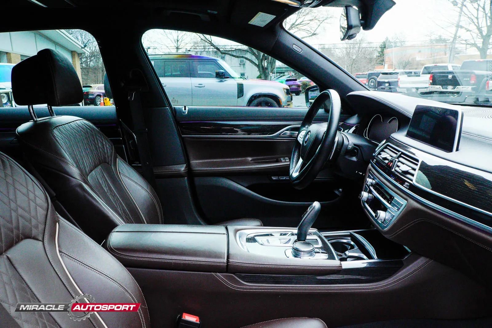 Used 2016 BMW 750i RWD image 34