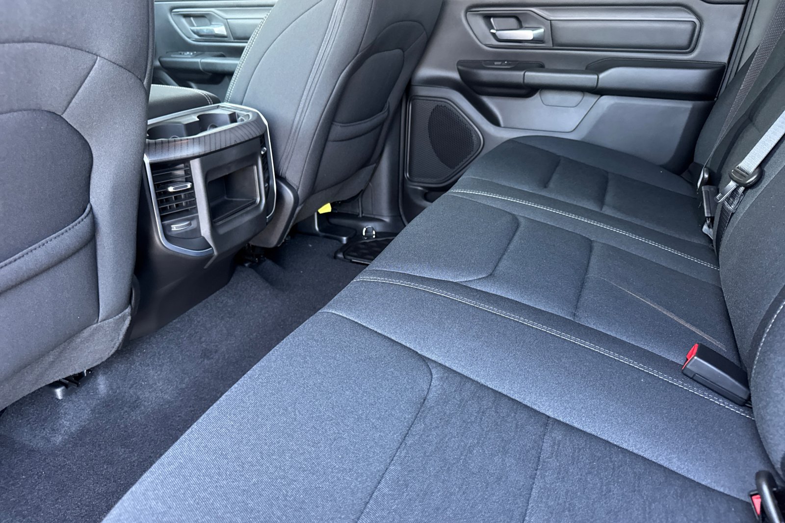 New 2026 RAM 1500 Express AWD/4WD image 11