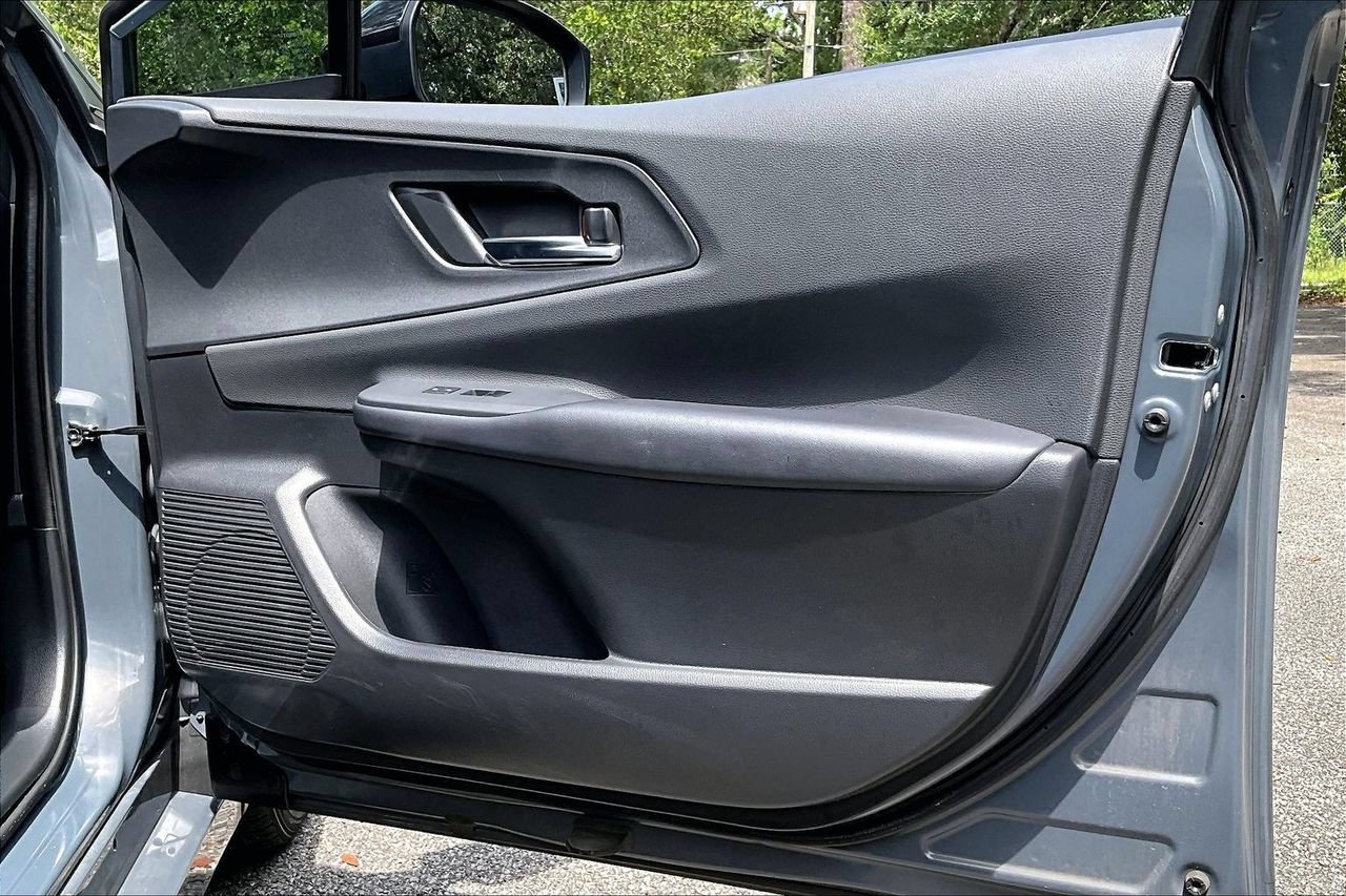 Used 2024 Toyota Prius Prime FWD image 28