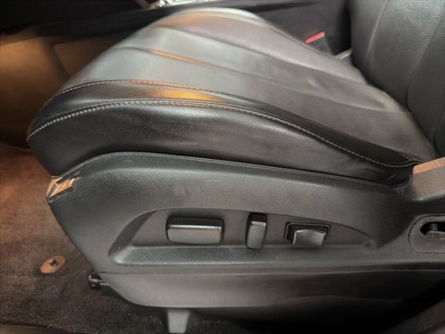 Used 2016 Chevrolet Equinox LTZ w/ Enhanced Convenience Package image 16