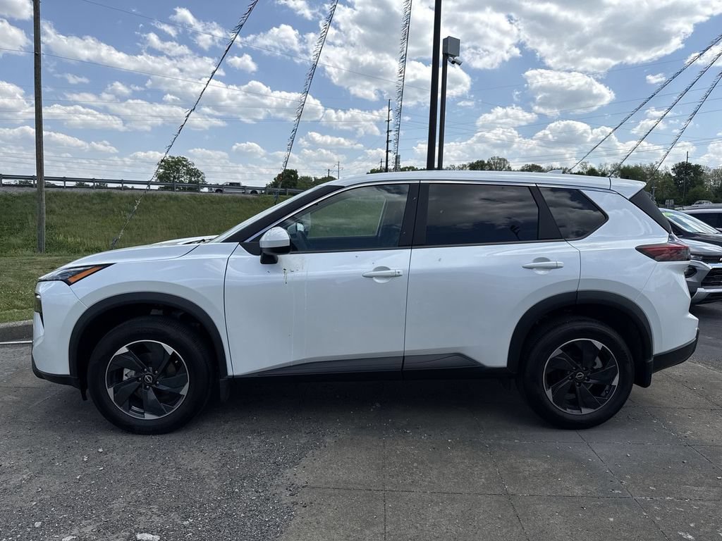 Used 2026 Nissan Rogue SV AWD/4WD image 11