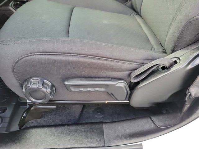 Used 2022 Jeep Wrangler Unlimited Sport image 19