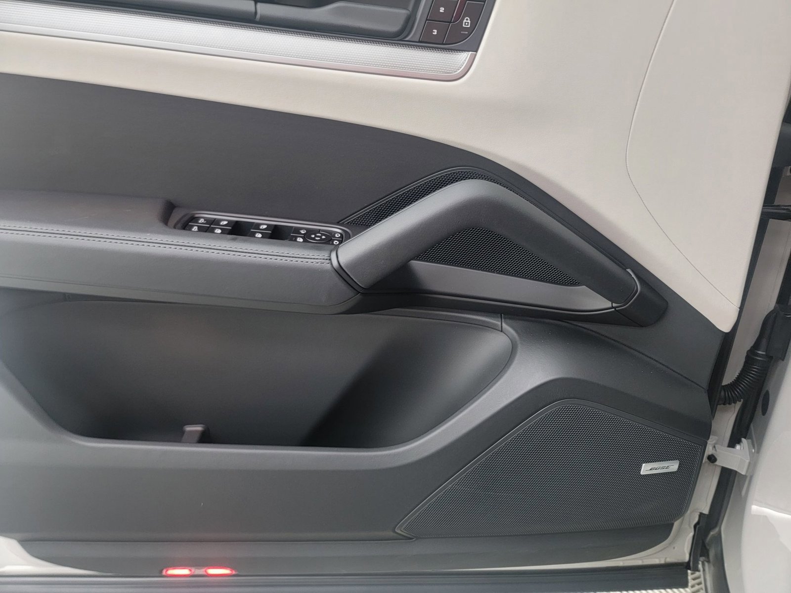 New 2025 Porsche Cayenne S image 18