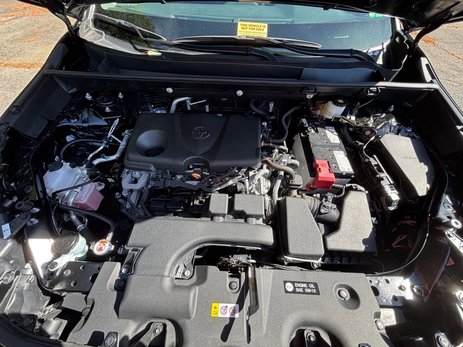 Used 2025 Toyota RAV4 XLE image 32