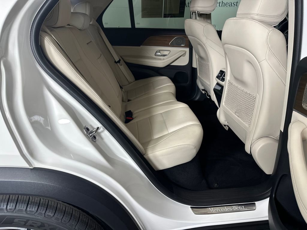 Certified 2024 Mercedes-Benz GLE 450 4MATIC image 17