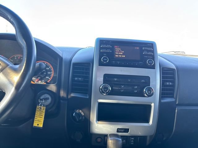 Used 2014 Nissan Titan S image 18