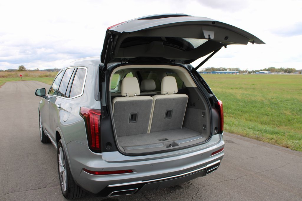 Used 2023 Cadillac XT6 Premium Luxury image 40