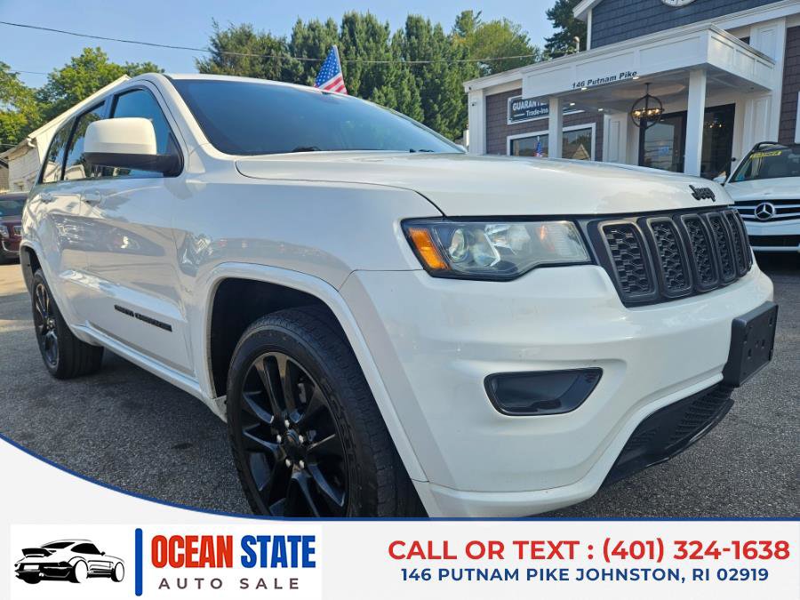 Used 2017 Jeep Grand Cherokee Altitude image 7