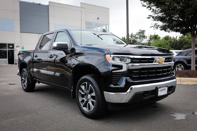 Used 2023 Chevrolet Silverado 1500 LT AWD/4WD image 7