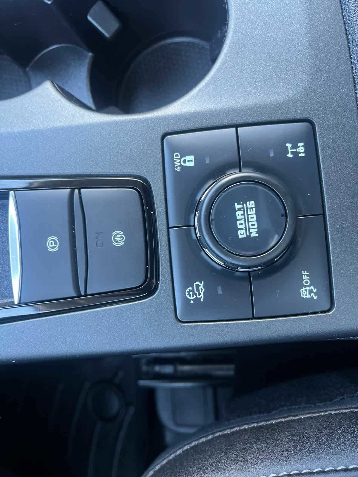 Used 2024 Ford Bronco Sport Badlands image 39