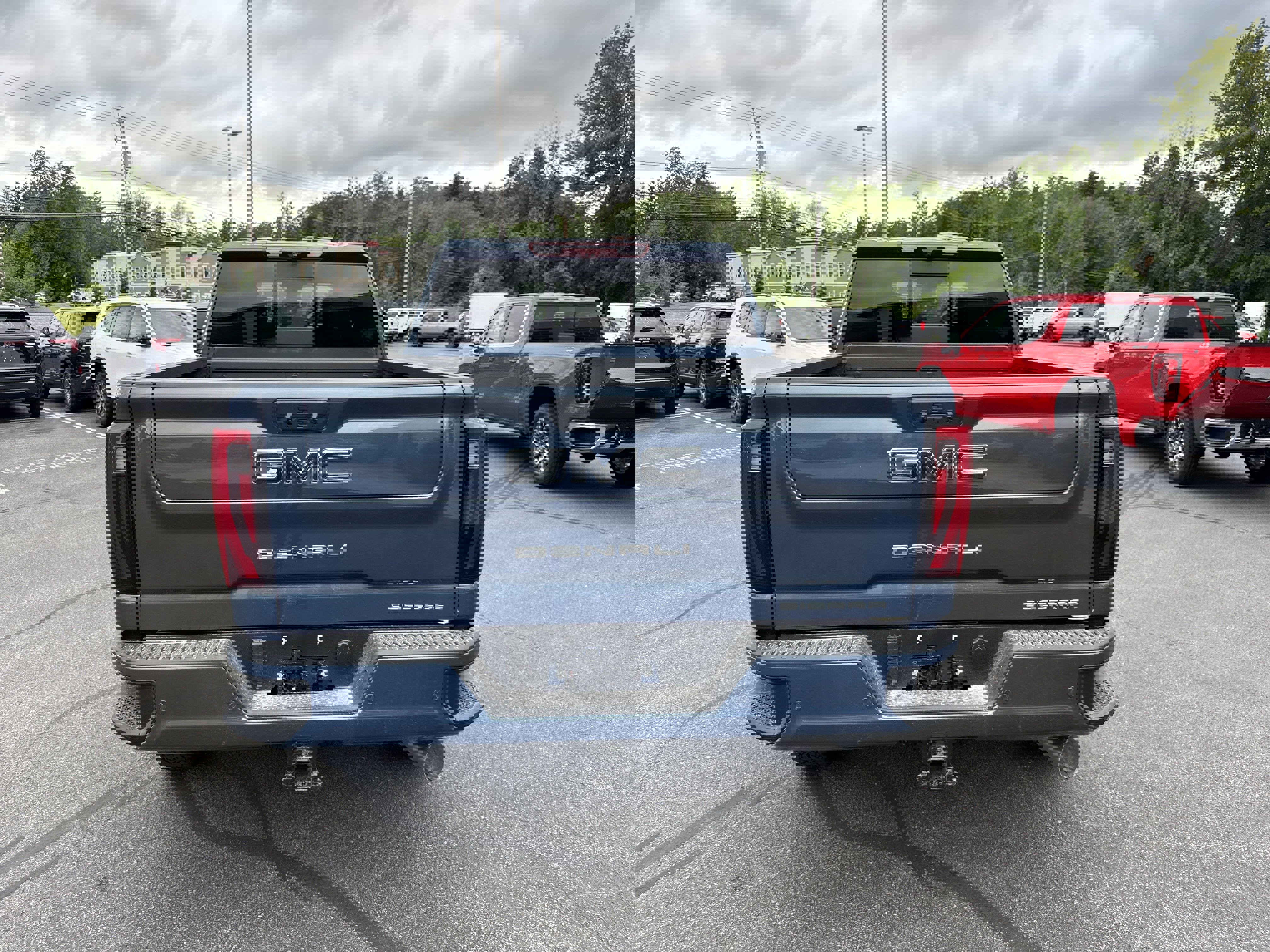 New 2025 GMC Sierra 2500 Denali Ultimate image 4