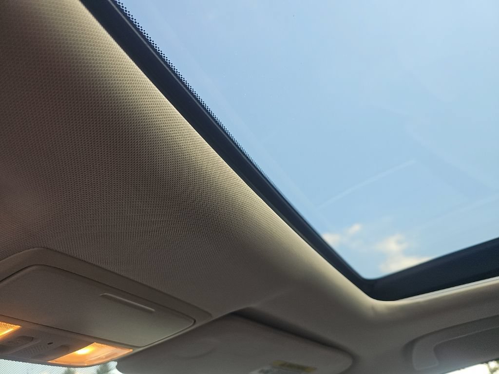 Used 2015 Honda CR-V EX-L image 10