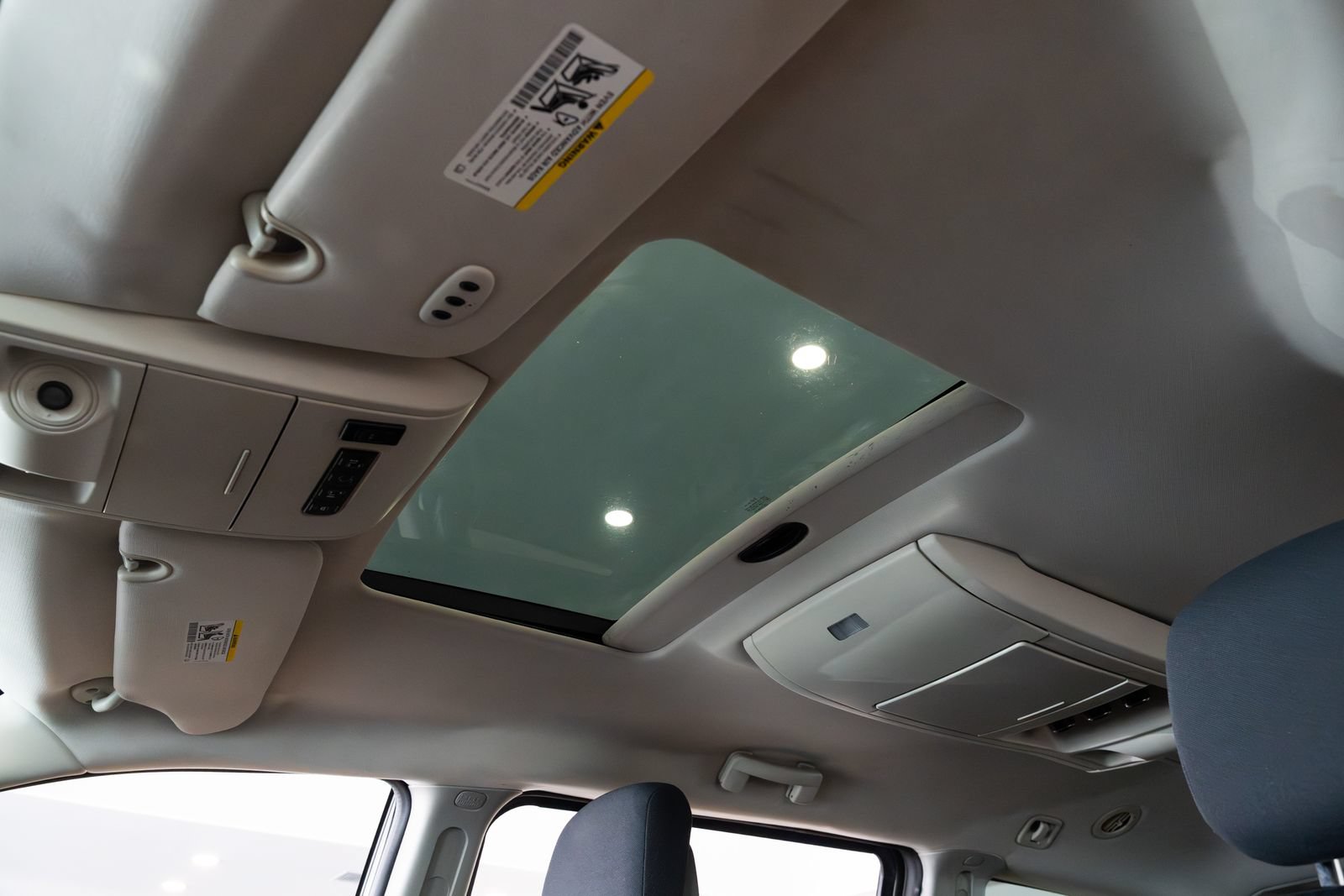 Used 2010 Dodge Grand Caravan SXT FWD image 15
