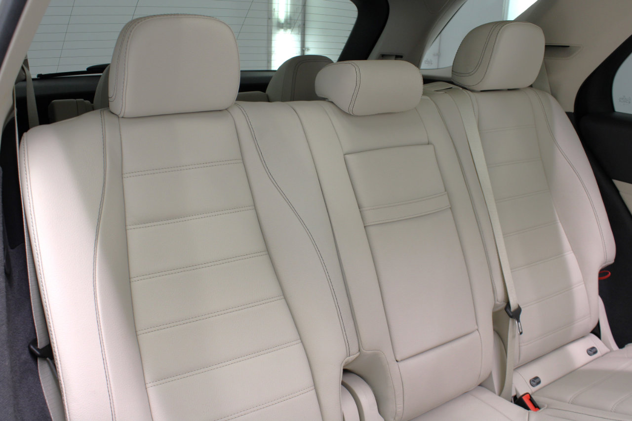 Used 2020 Mercedes-Benz GLE 350 4MATIC image 46