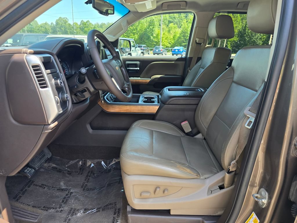 Used 2014 Chevrolet Silverado 1500 LTZ AWD/4WD image 4
