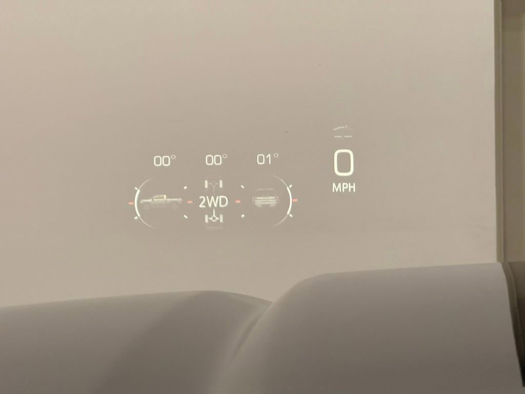 Used 2025 GMC Sierra 2500 AT4X image 19