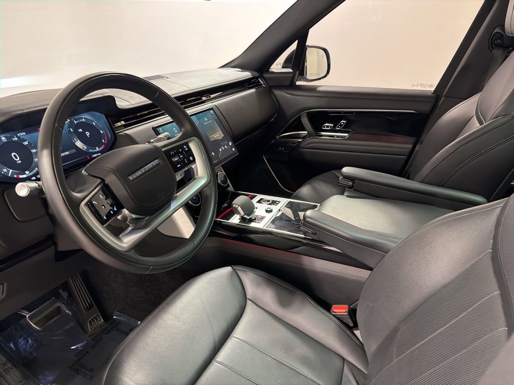 Used 2022 Land Rover Range Rover SE image 10