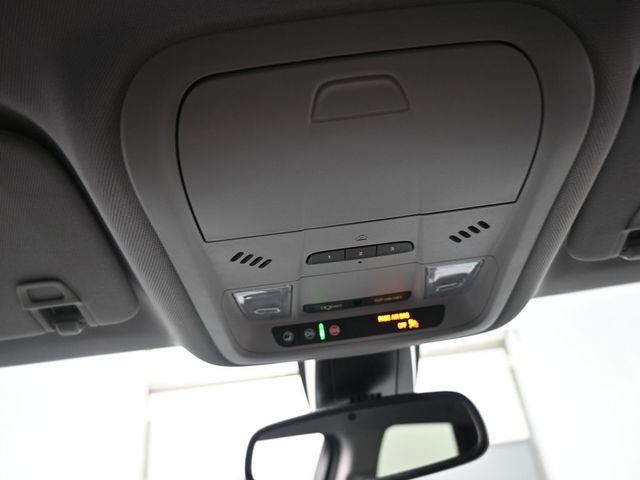 Used 2023 Chevrolet Blazer LT image 12