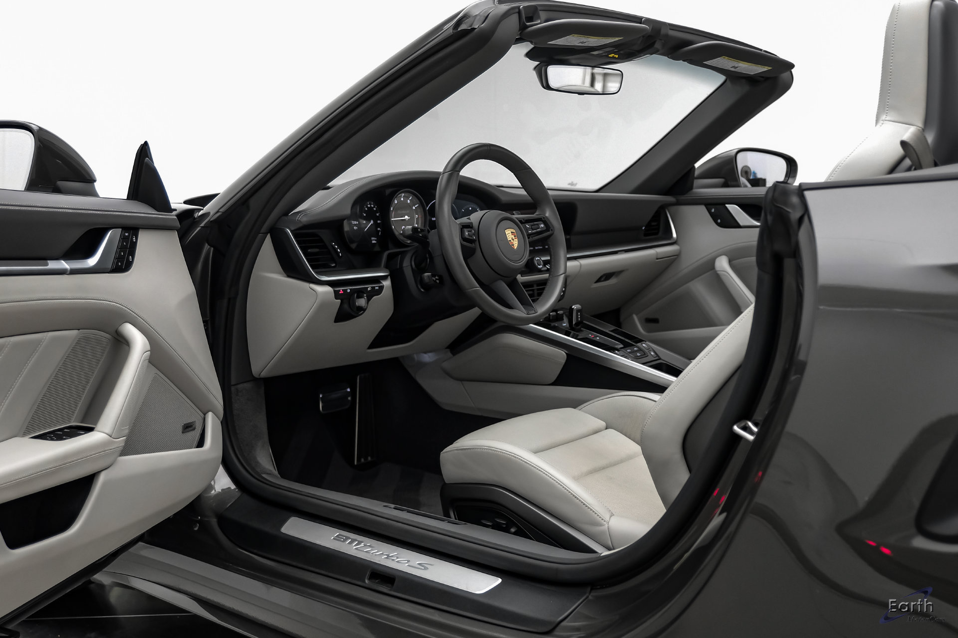 Used 2024 Porsche 911 Turbo S AWD/4WD image 44