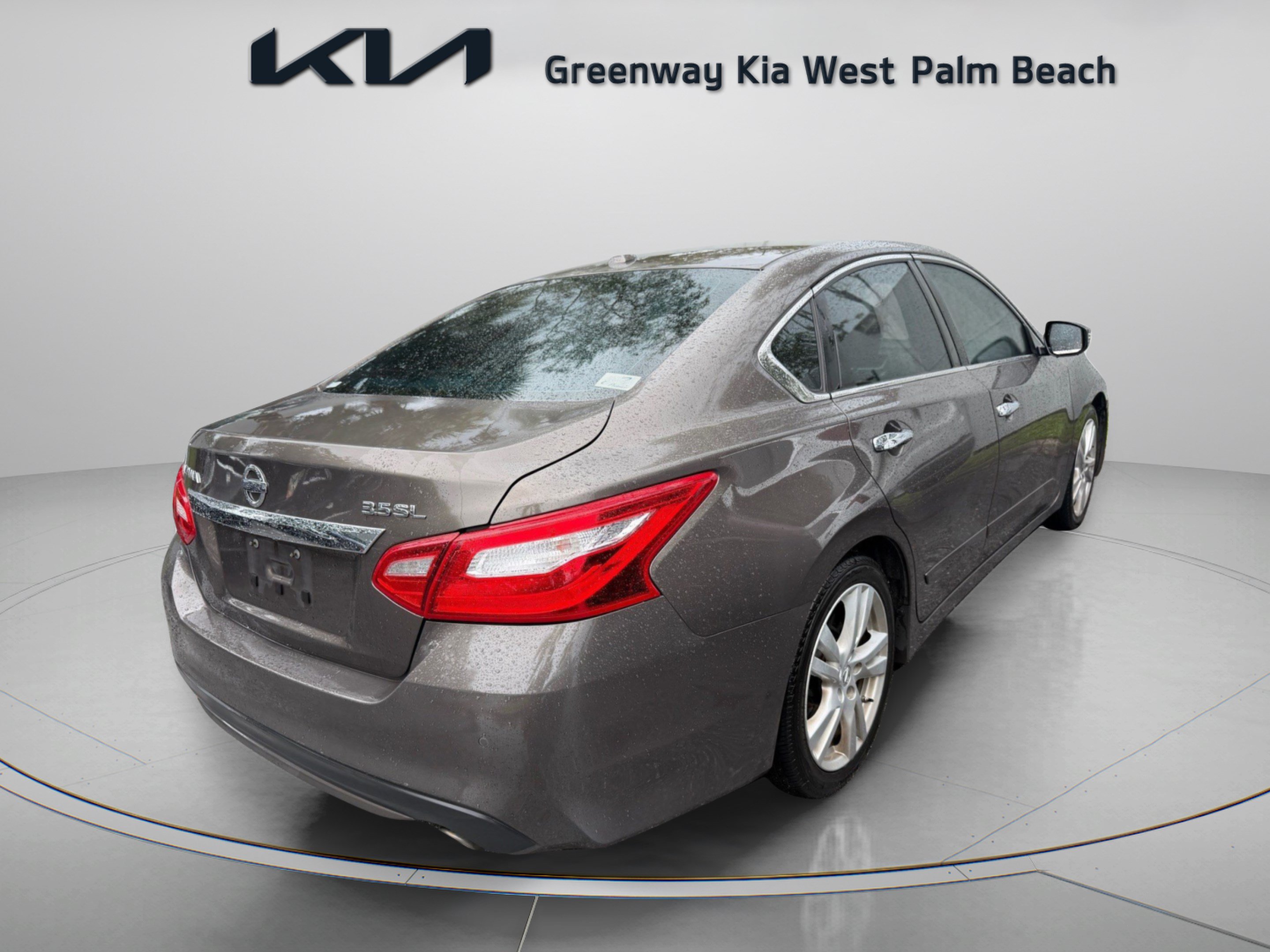 Used 2016 Nissan Altima 3.5 SL FWD image 7