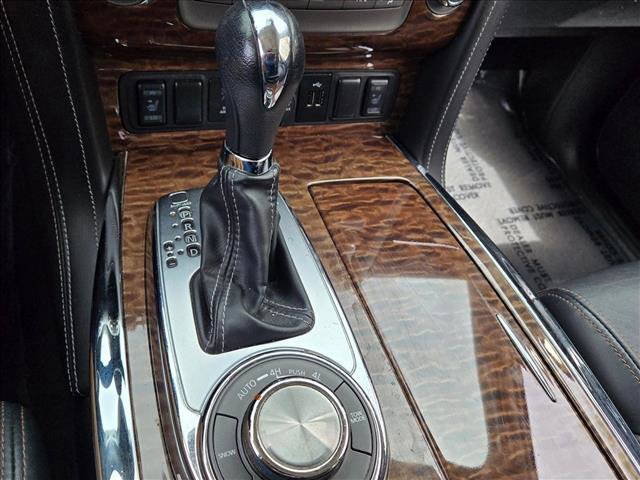 Used 2020 Nissan Armada SL w/ Premium Package image 16