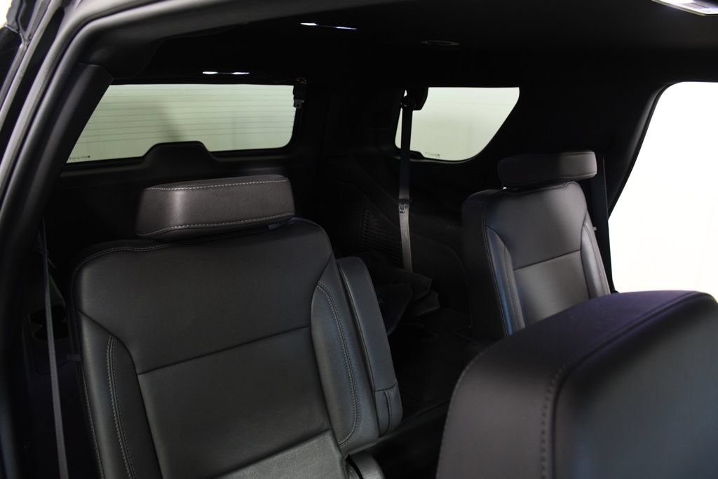 Used 2022 Chevrolet Tahoe LT w/ Luxury Package AWD/4WD image 23