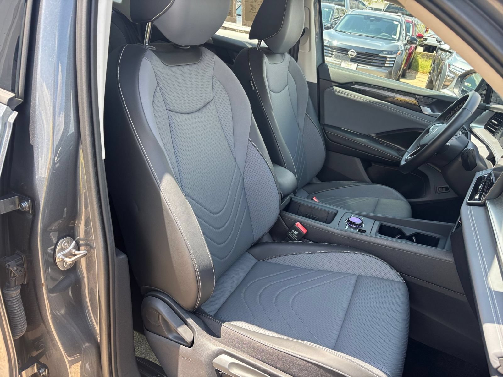 Used 2026 Volkswagen Tiguan SE AWD/4WD image 52