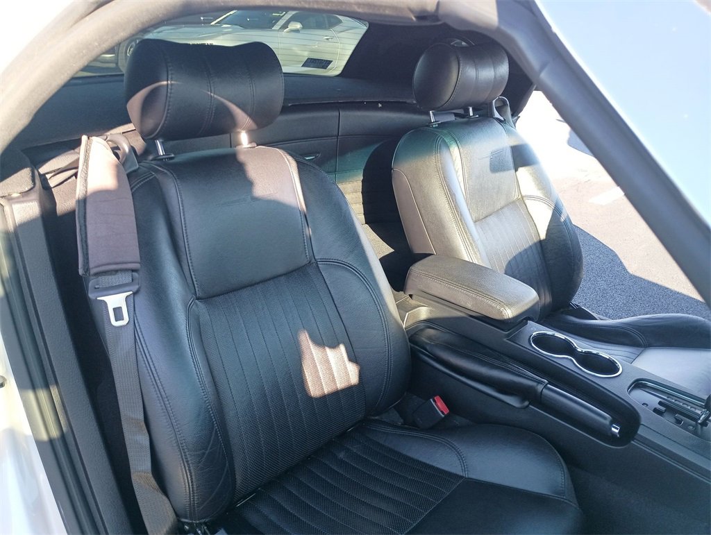 Used 2004 Ford Thunderbird image 14