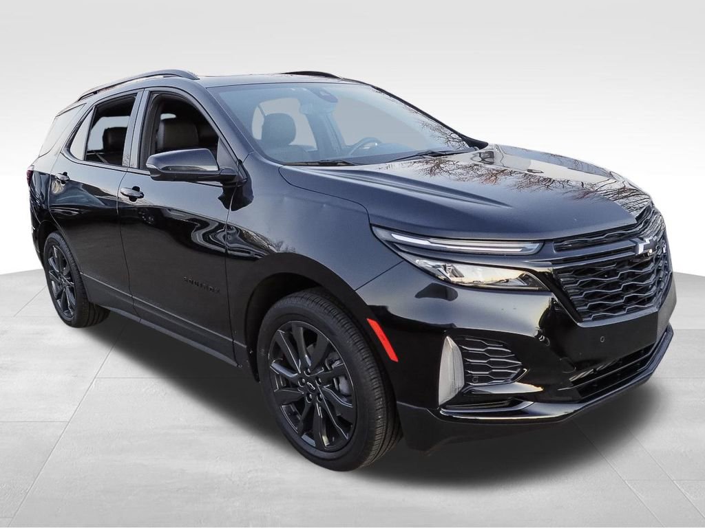 Certified 2024 Chevrolet Equinox RS w/ RS Leather Package image 3