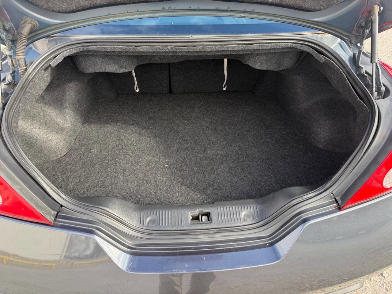 Used 2011 Nissan Altima 3.5 SR w/ 3.5SR Premium Pkg FWD image 15