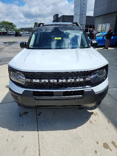 New 2026 Ford Bronco Sport Outer Banks w/ Outer Banks Tech Package+ AWD/4WD image 3