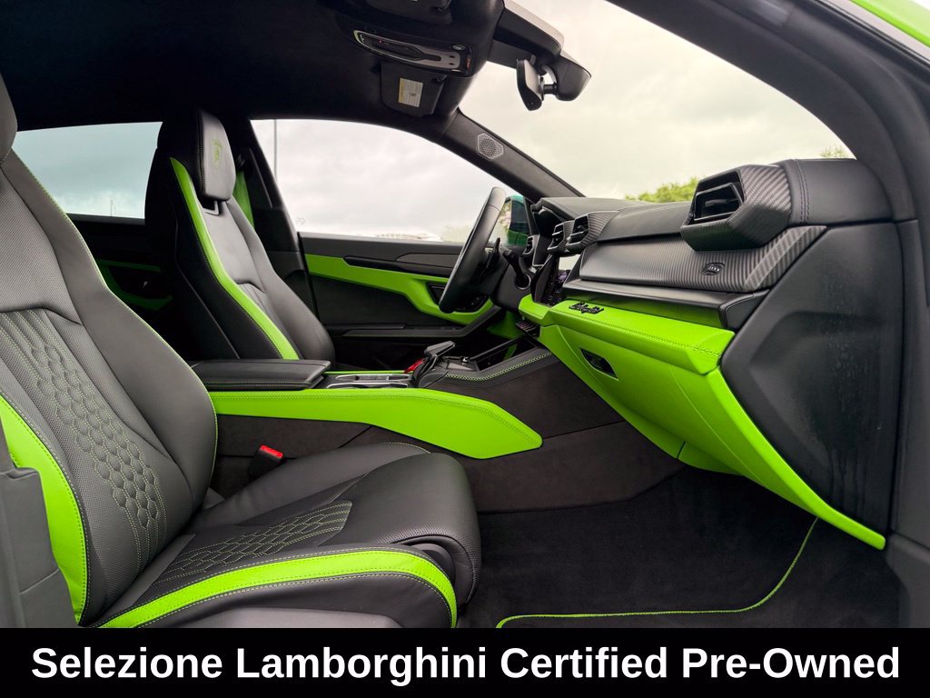 Used 2025 Lamborghini Urus SE AWD/4WD image 46
