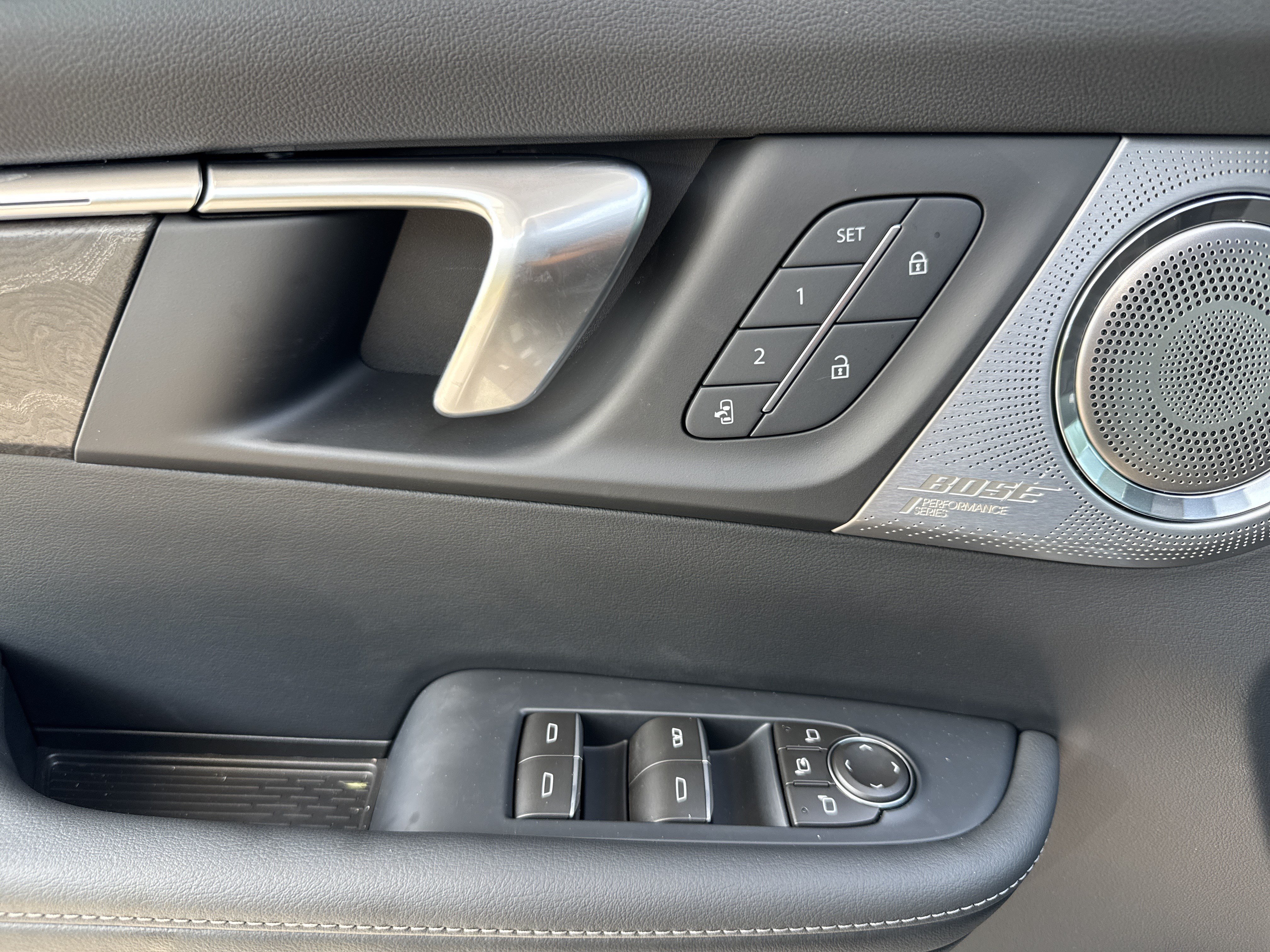 New 2026 Buick Enclave Avenir w/ Super Cruise Package FWD image 13