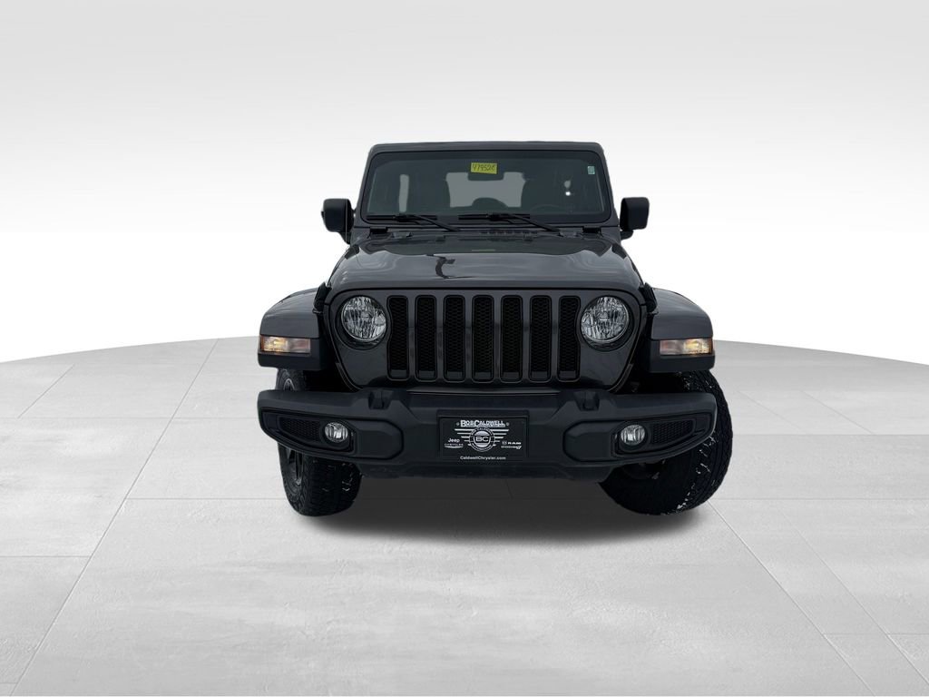 Used 2021 Jeep Wrangler Unlimited Sahara image 2