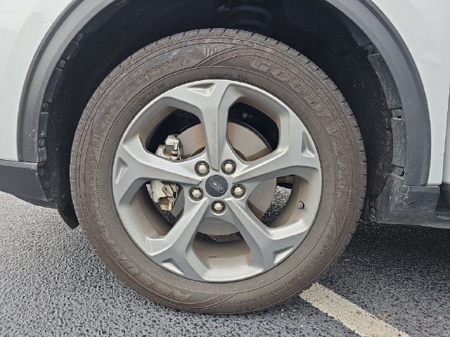 Certified 2025 Ford Escape ST-Line Select AWD/4WD image 37