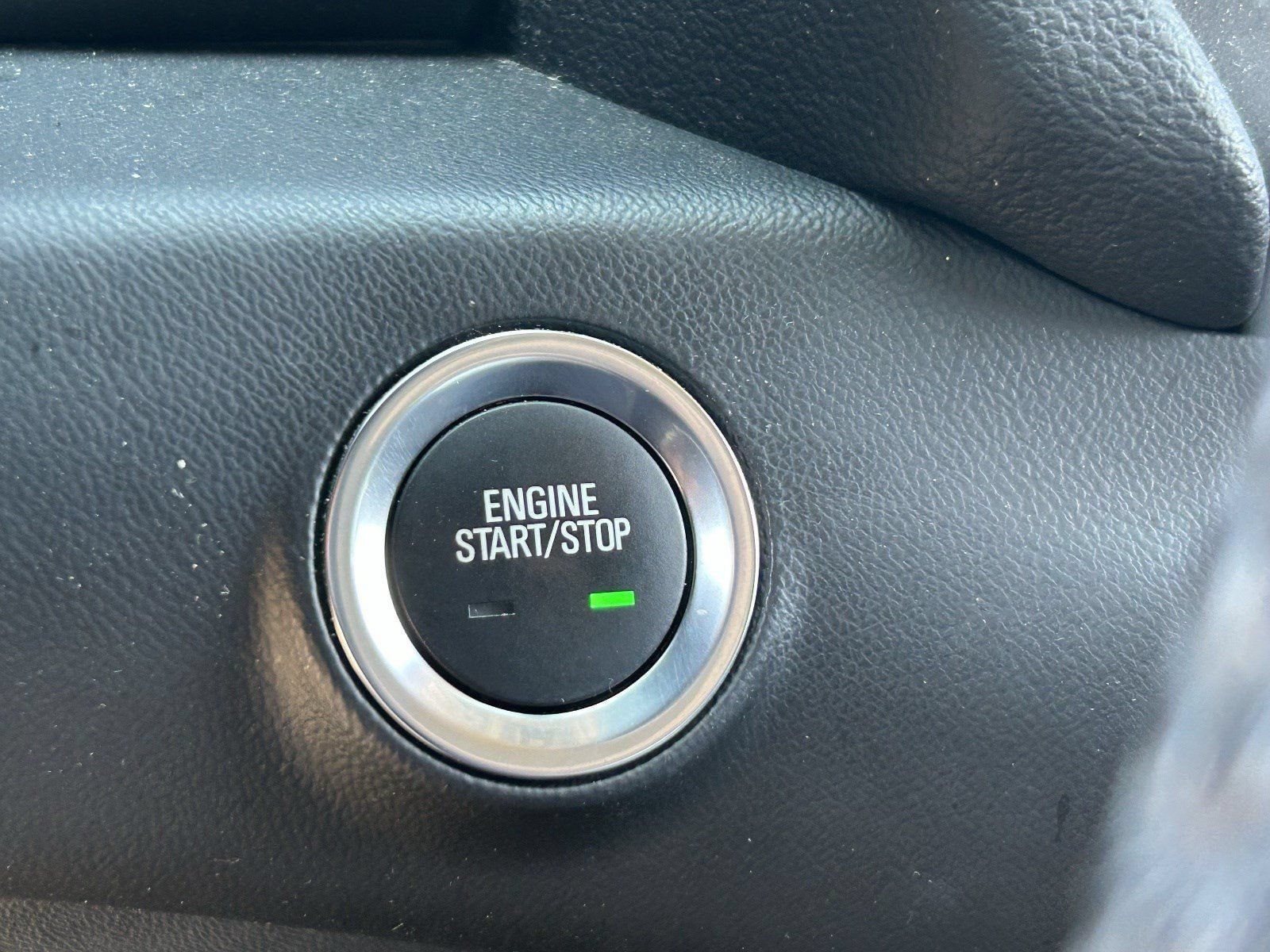 Certified 2020 GMC Terrain Denali w/ Denali Premium Package AWD/4WD image 35