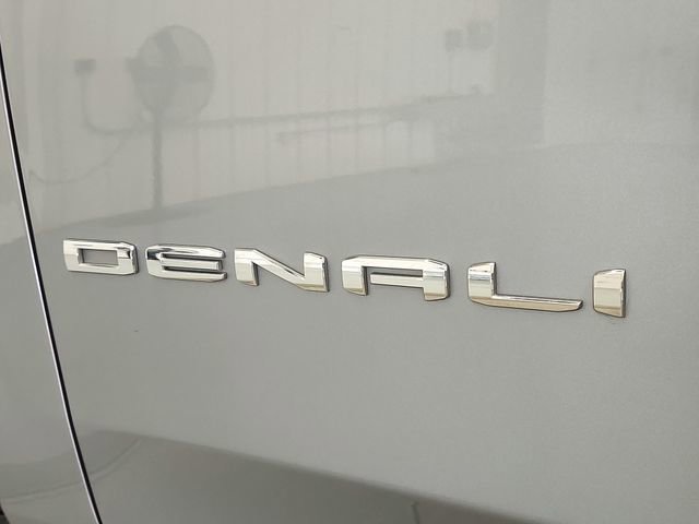 Used 2023 GMC Yukon Denali w/ Max Trailering Package image 38