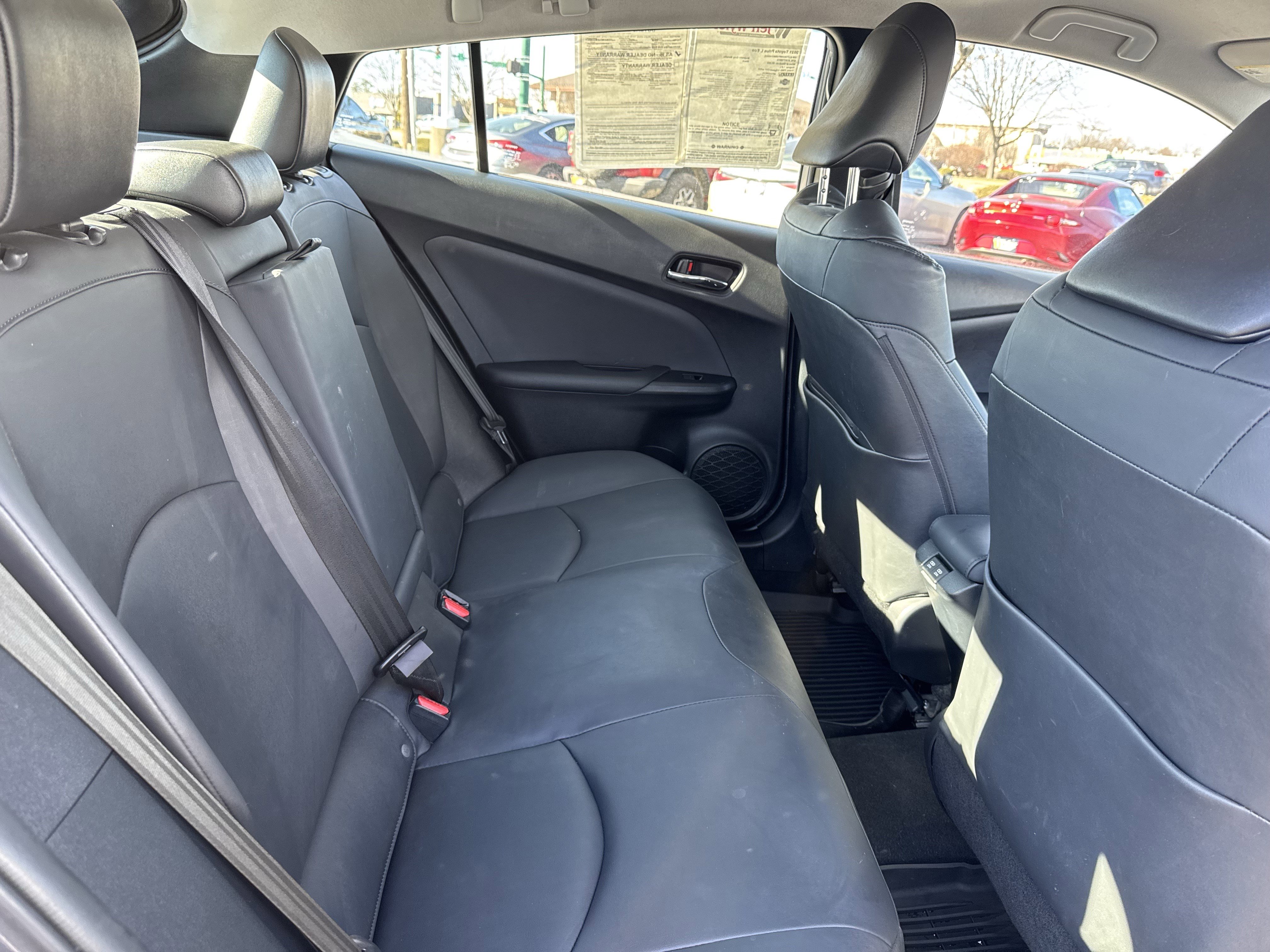 Used 2021 Toyota Prius L Eco image 35